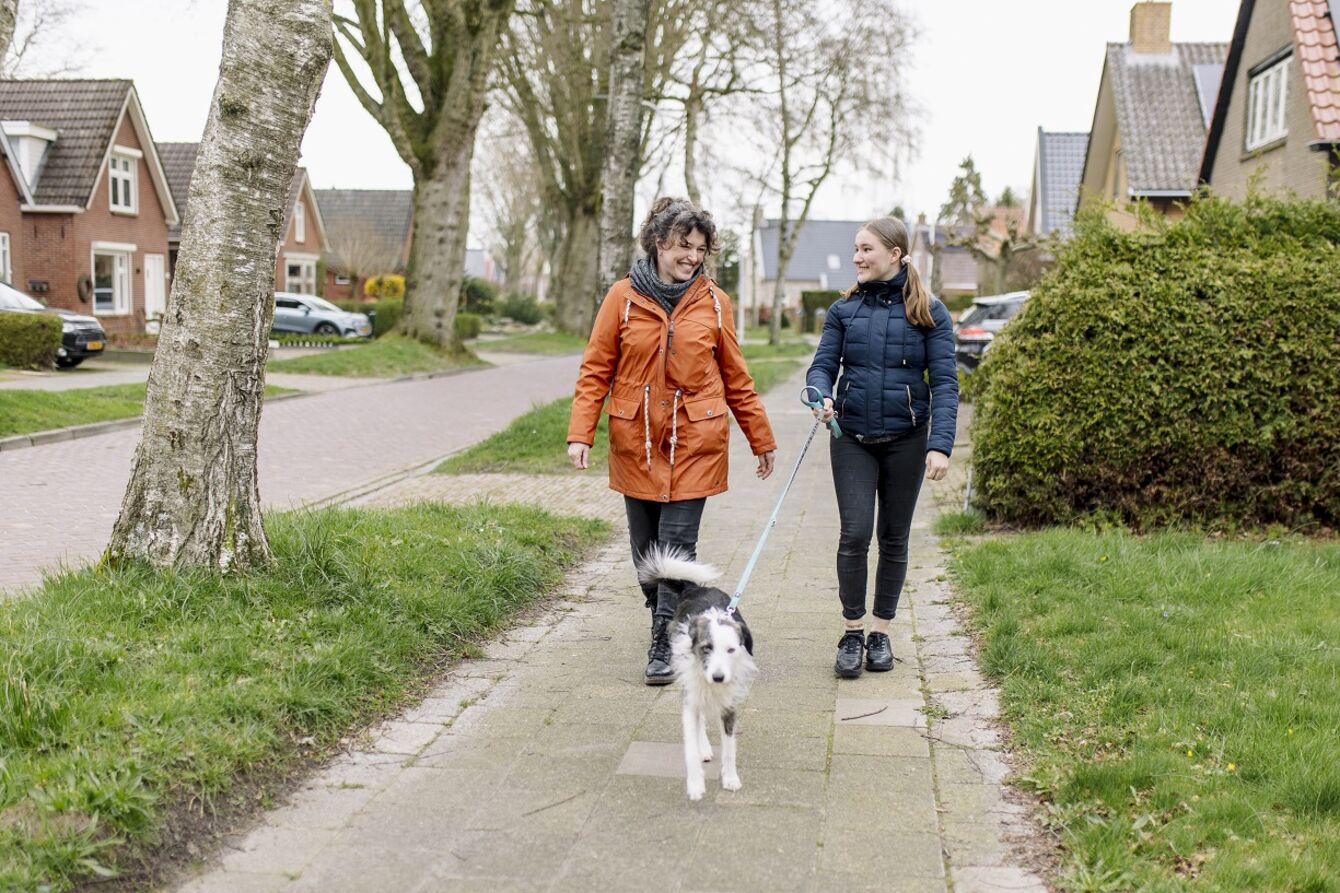 Wil jij een kind een ontspannen, stabiele en veilige woonomgeving bieden? Word dan pleegouder bij Alliade in Friesland. 